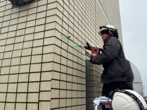 Jアラート受信機更新及び受信専用アンテナ設置作業屋外作業